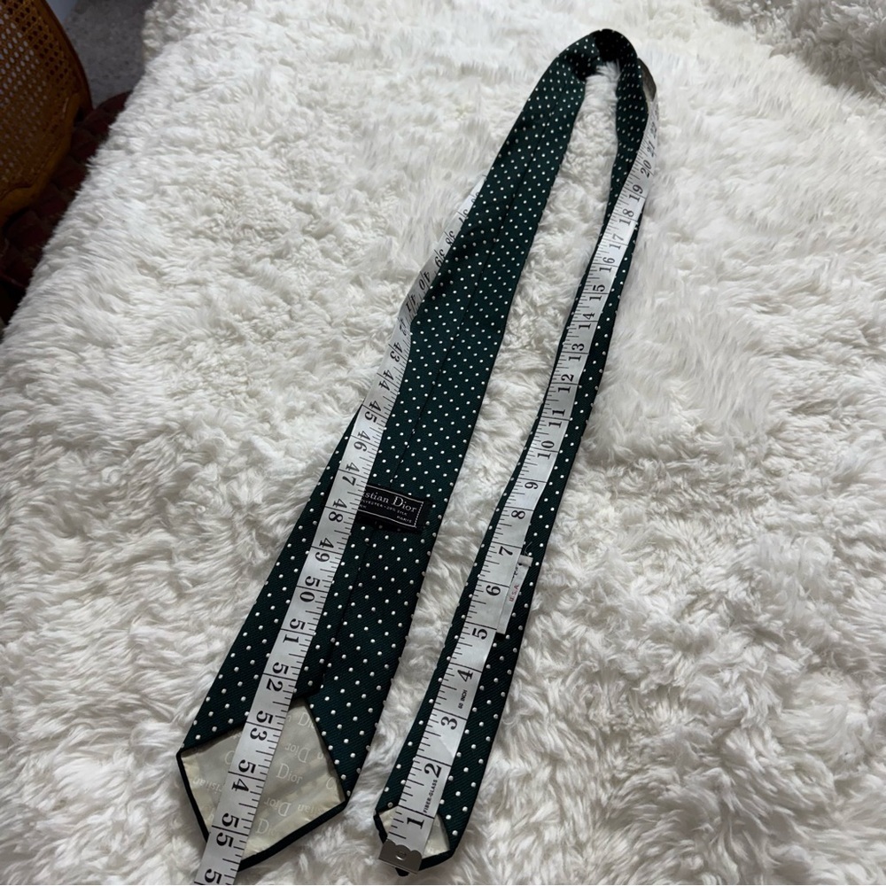 Dior Elegant Green and White Polkadots Neck Tie - Picture 7 of 8